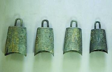 青铜商标注册属于第几类?