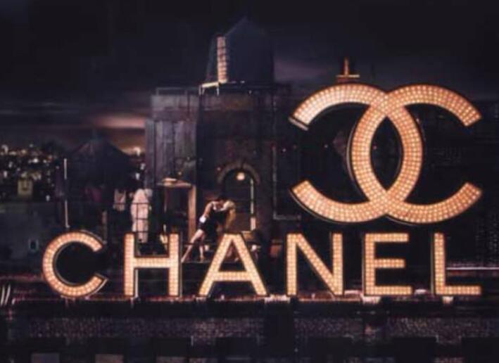 香奈儿已在多国获“米黄色”商标权，但最近却
